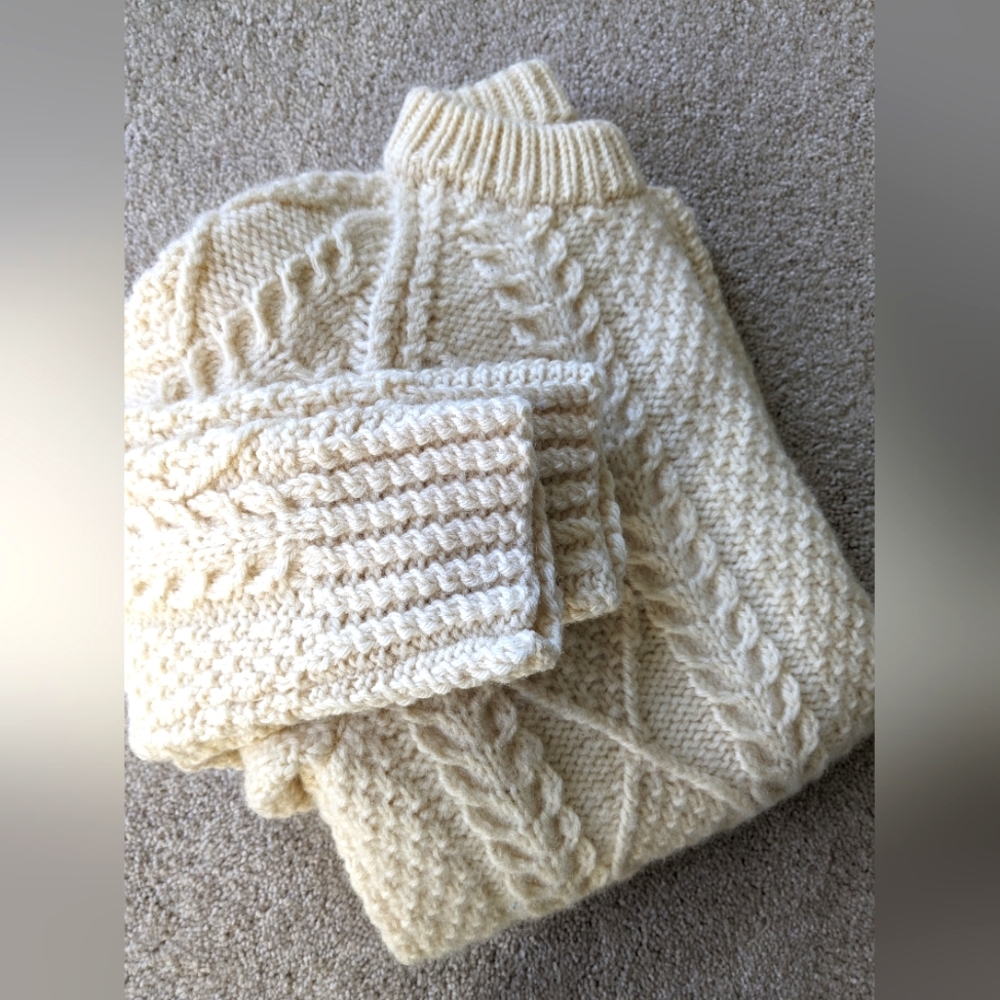 Brooks Brothers Vintage Wool Sweater in Cream